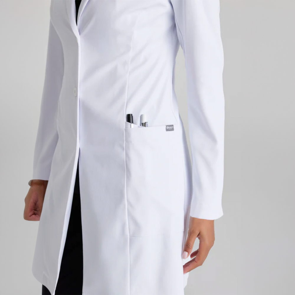 
                  
                    Bata Médica Femenina Barco Grace – Elegancia y Comodidad Profesional
                  
                