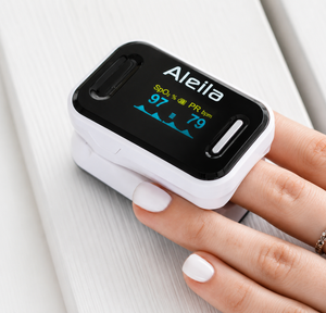 Aleila Pulse Oximeter - Precision and Elegance in Black and White Colors