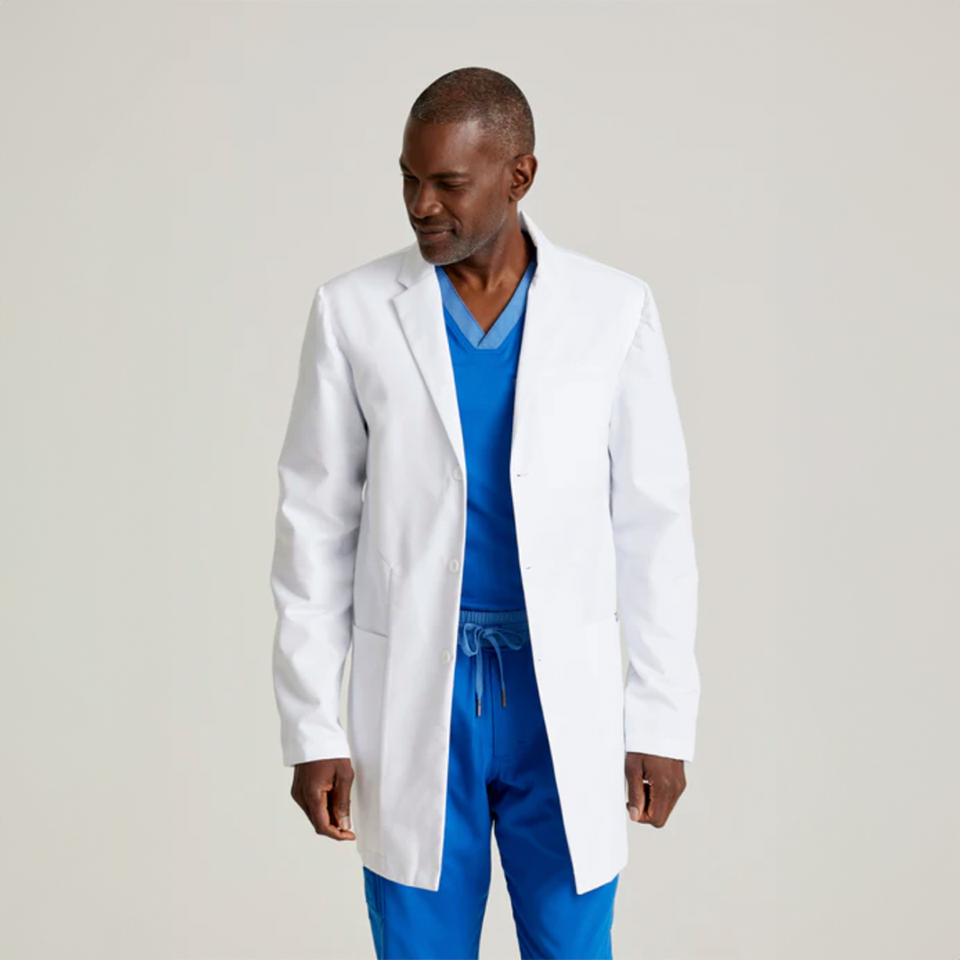 
                  
                    Bata Médica Masculina Barco Derek – Corte Moderno y Elegante
                  
                