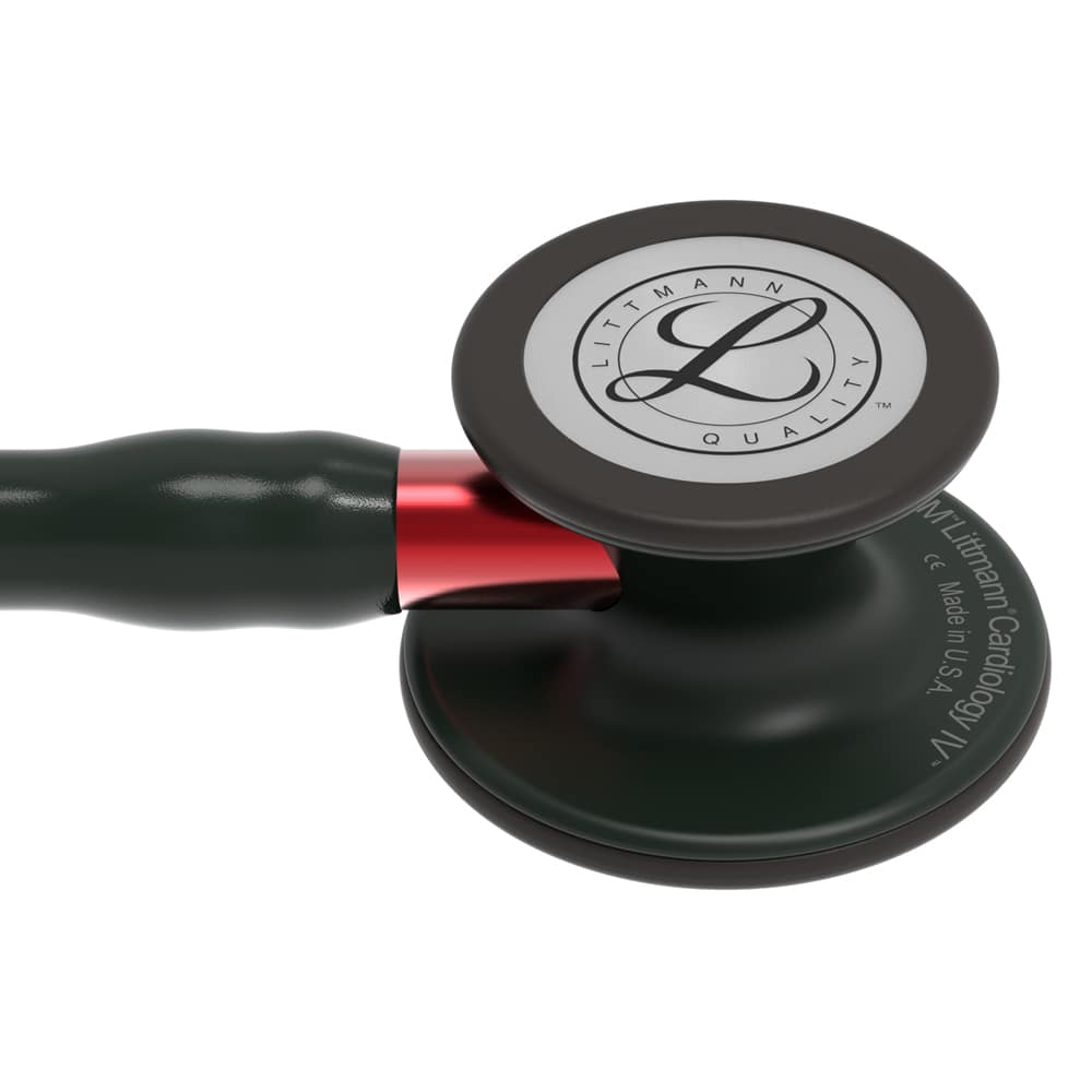 Estetoscopio Littmann Cardiología IV modelo 6200 en colores negro, rojo y negro, diseñado para ofrecer una acústica excepcional a profesionales de la salud.