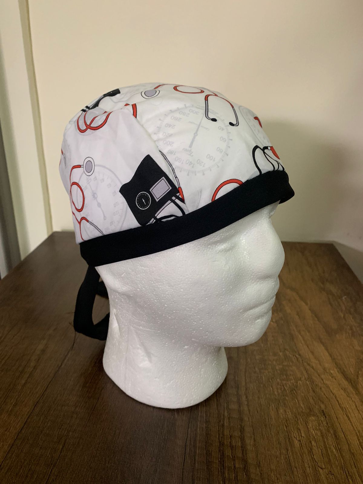 
                  
                    Gorro de Cirugía con Estampado para Médico y Enfermera
                  
                