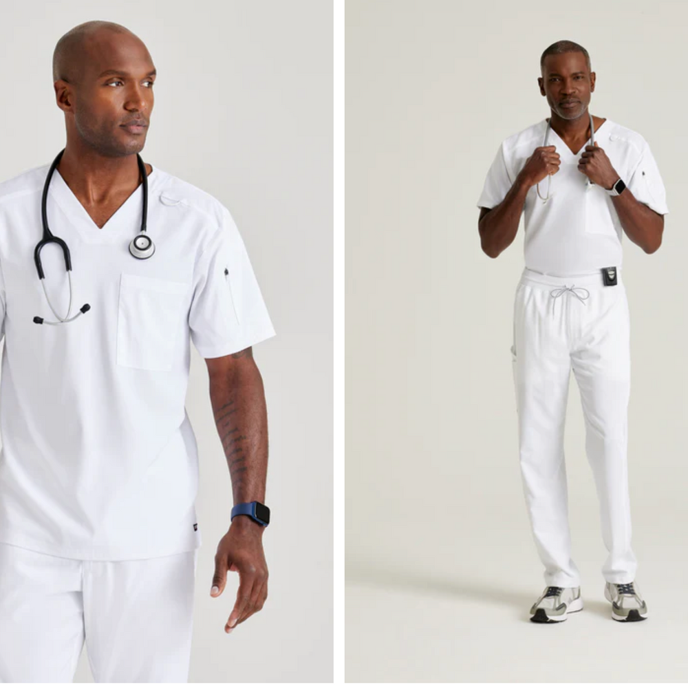 
                  
                    Camisa estilo Murphy de Grey's Anatomy, con cuello en V y 2 bolsillos, modelo GRST079, ideal para profesionales de la salud que buscan comodidad y funcionalidad.
                  
                