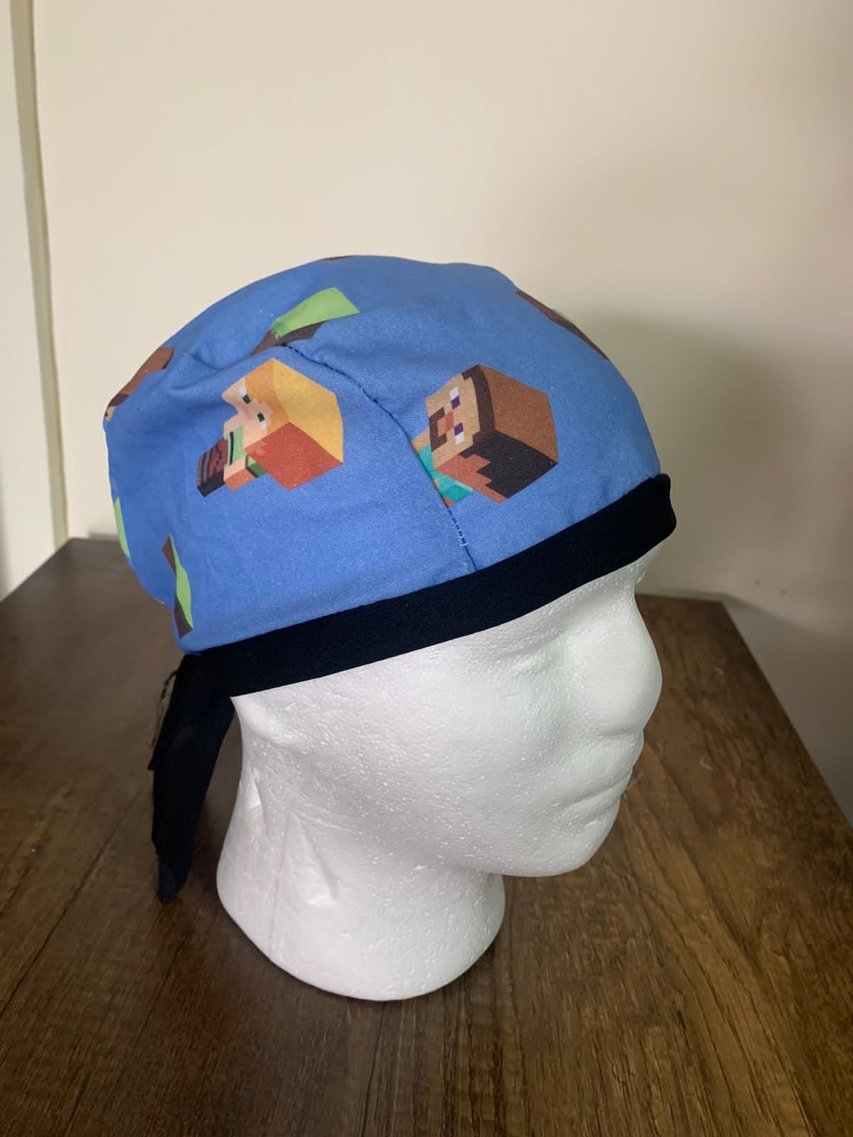 
                  
                    Gorro de Cirugía con Estampado para Médico y Enfermera
                  
                