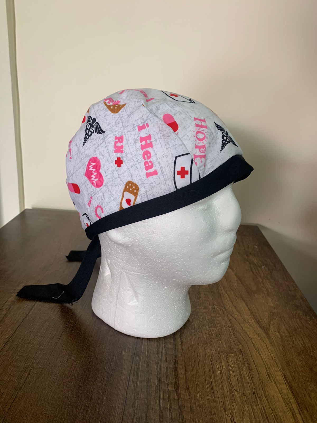 
                  
                    Gorro de Cirugía con Estampado para Médico y Enfermera
                  
                