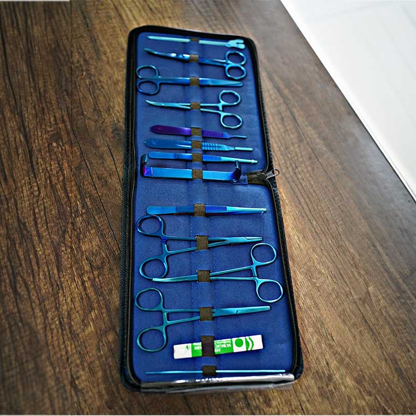 
                  
                    Minor Surgery Kit of 15 Pieces in Stainless Steel
                  
                