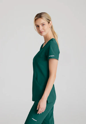 Color: Verde Hunter - vista posterior Camisa Mujer Cuello V Skechers en Medimed Honduras