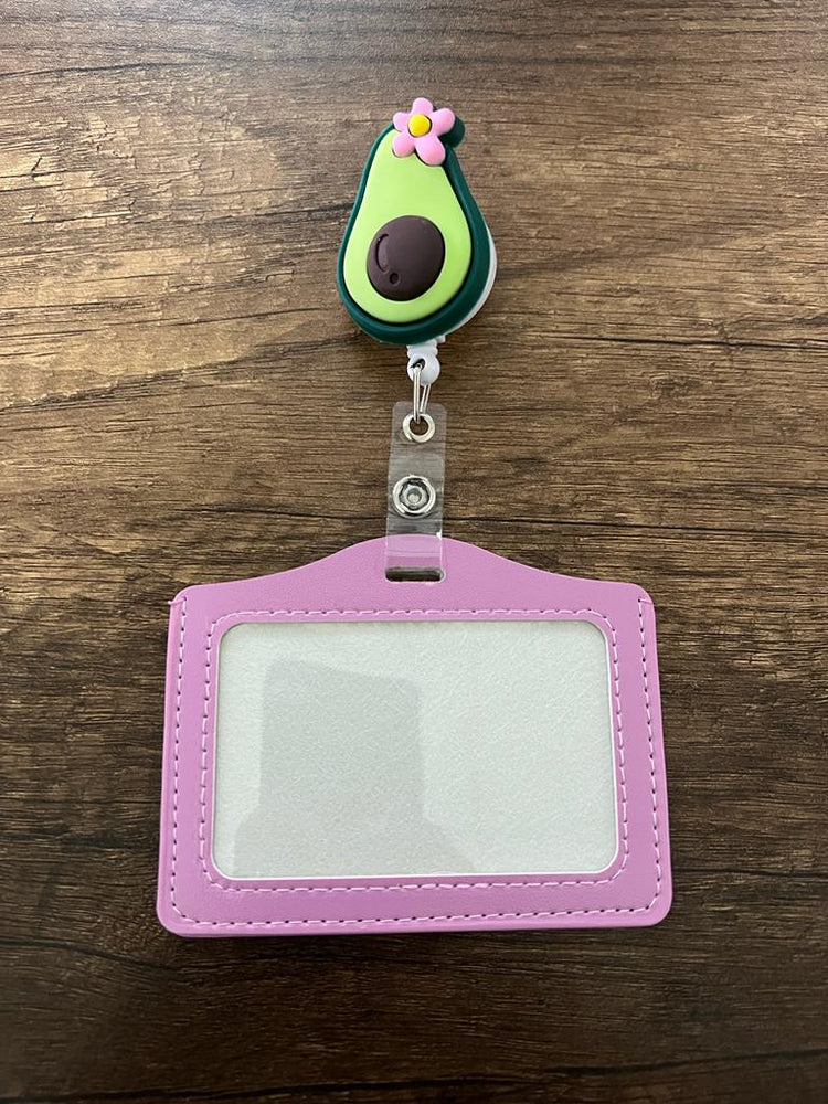 
                  
                    Porta Carnet con Figura Retráctil
                  
                