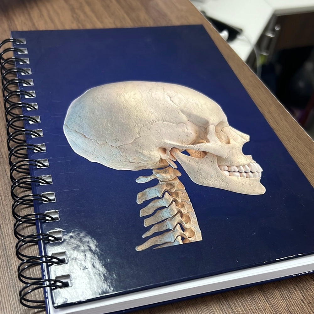 
                  
                    Cauderno medical notebooks with spiral, hard cover. 
                  
                