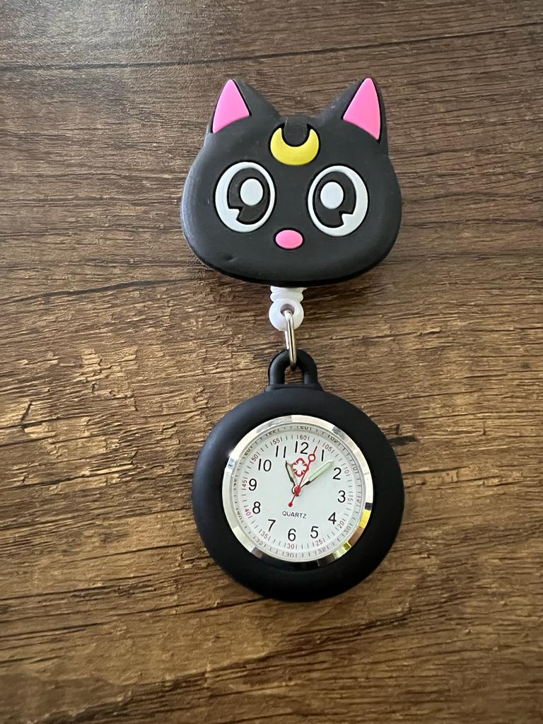 
                  
                    Reloj para Enfermería con Segundero Retráctil y Figuras
                  
                